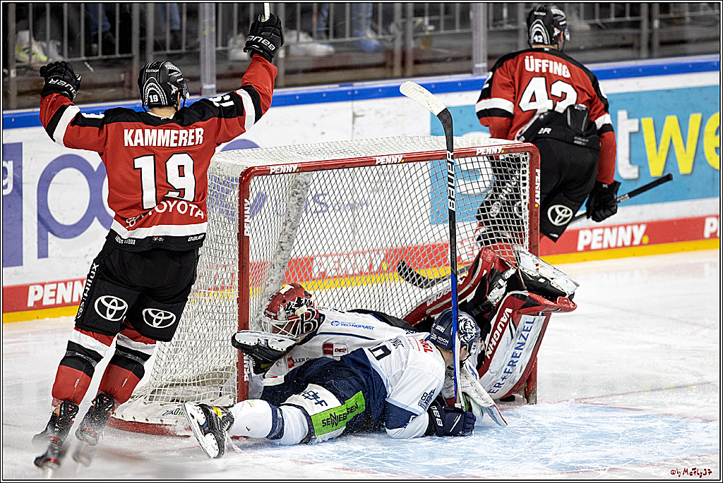 PENNY DEL;  Koelner Haie - Straubing Tigers; Koeln, 11.03.2022